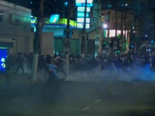 Smanjena cena karata, protesti u Brazilu se nastavljaju